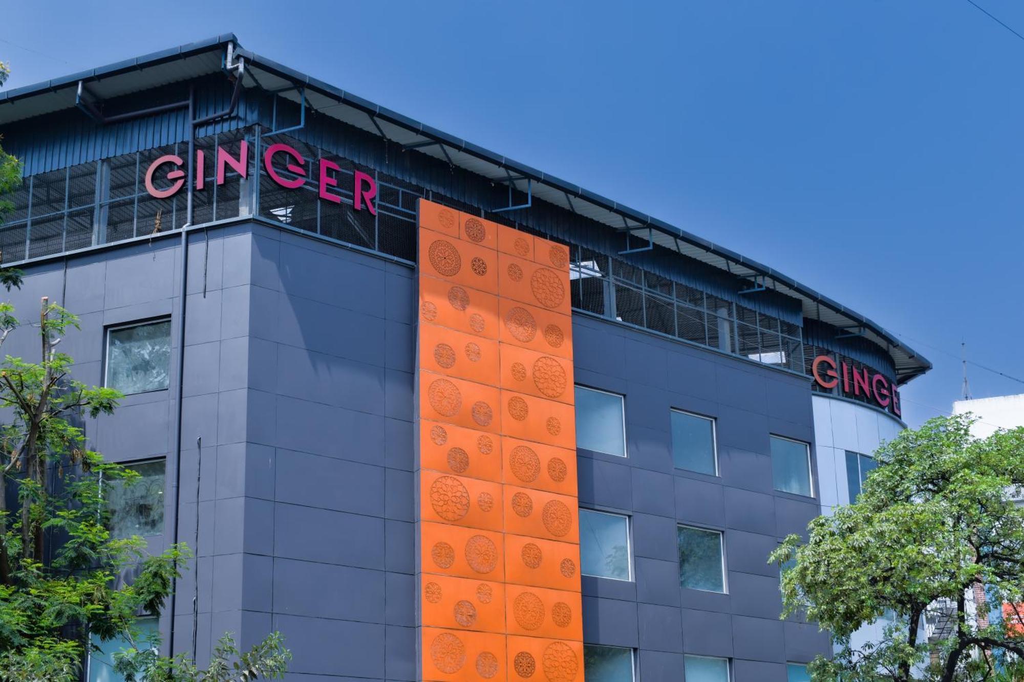 Ginger Vadodara RCR Exteriör bild