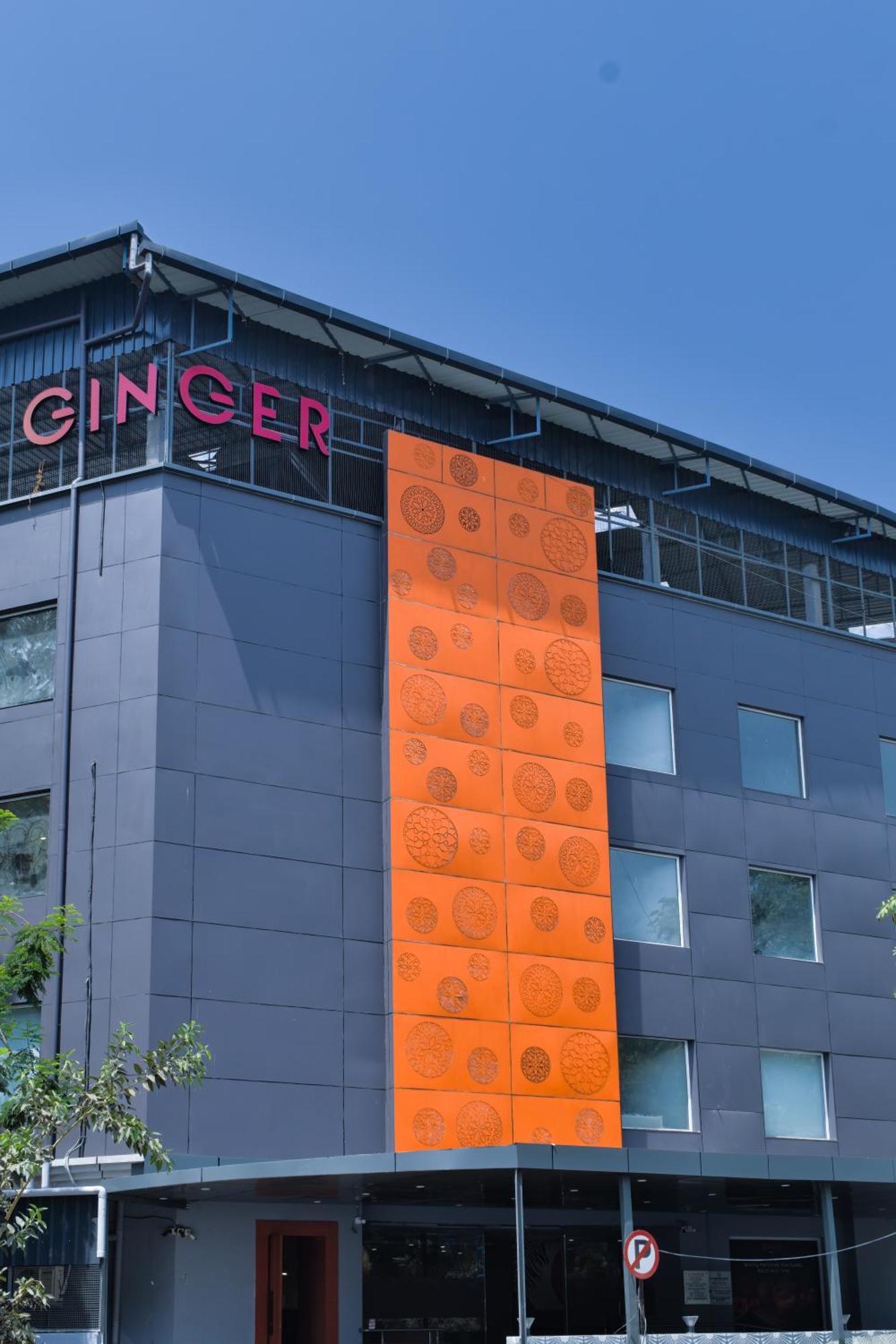 Ginger Vadodara RCR Exteriör bild