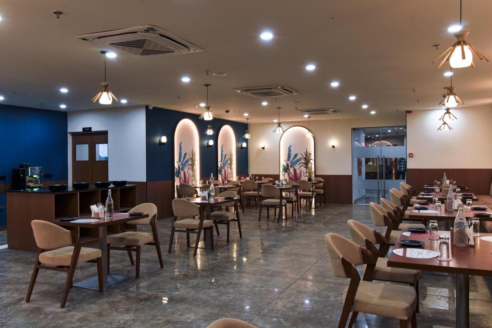 Ginger Vadodara RCR Exteriör bild